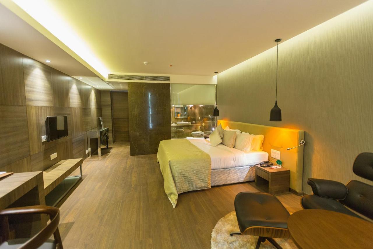 Hotel Satkar Grande Thane Buitenkant foto