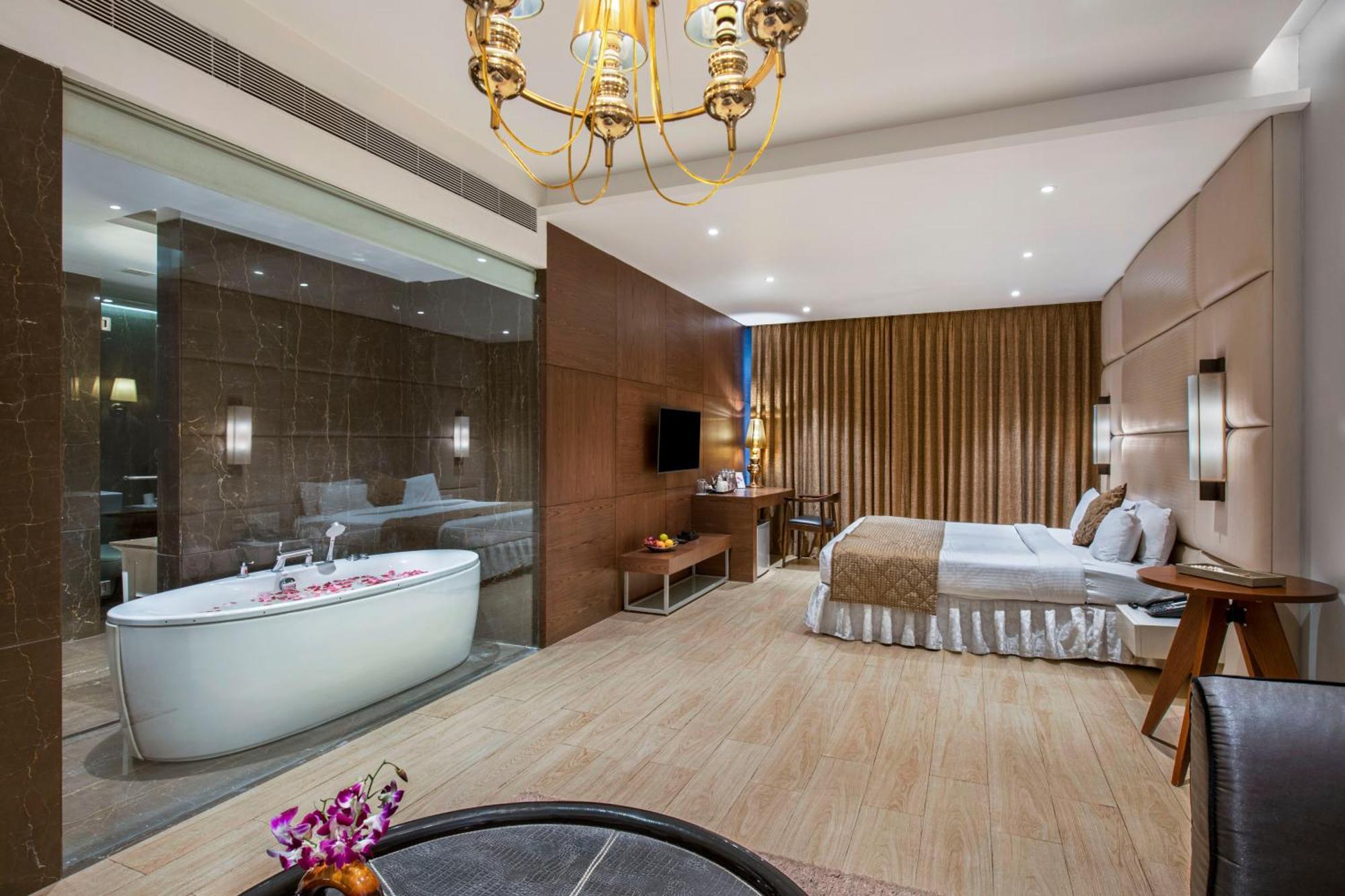 Hotel Satkar Grande Thane Buitenkant foto