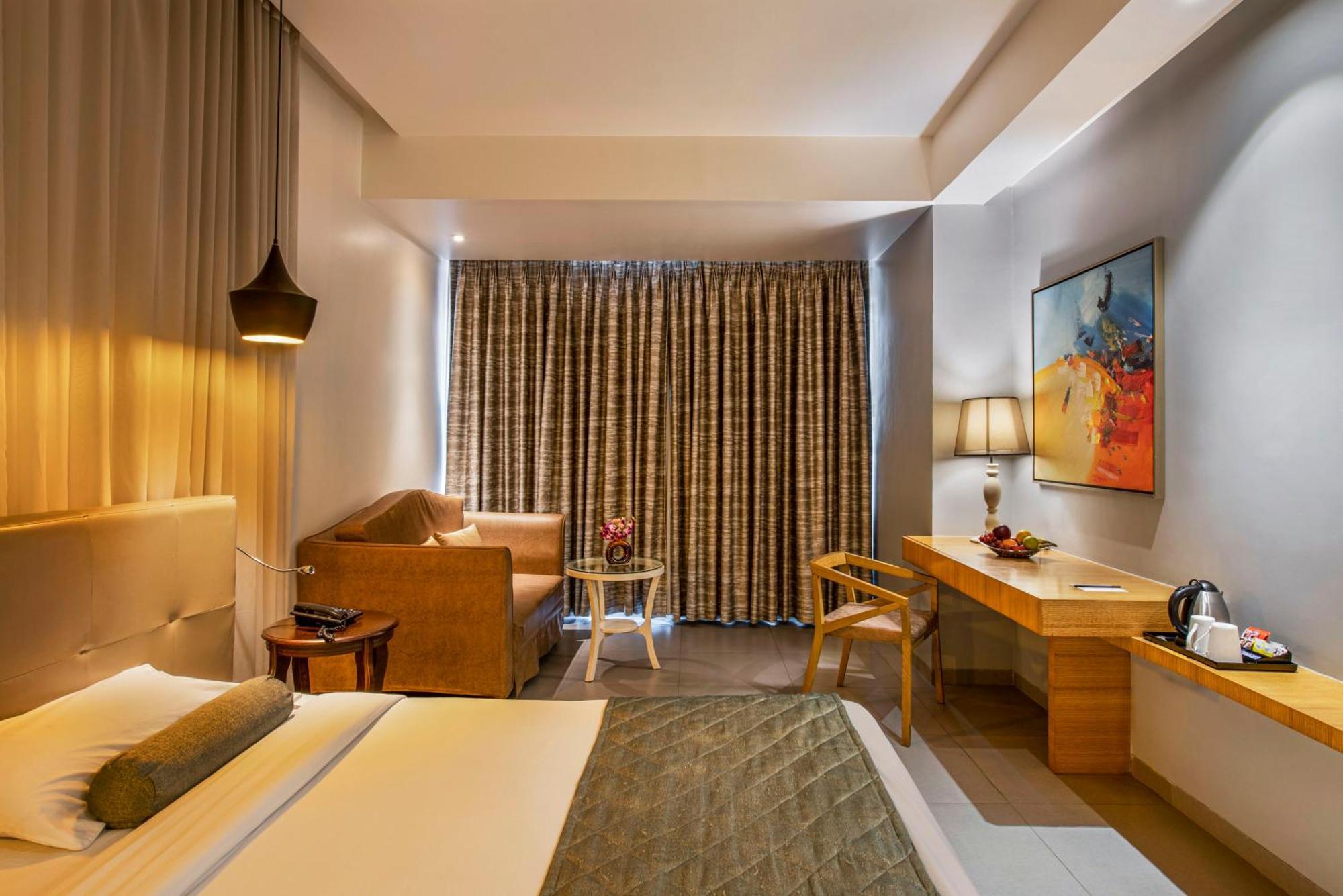 Hotel Satkar Grande Thane Buitenkant foto