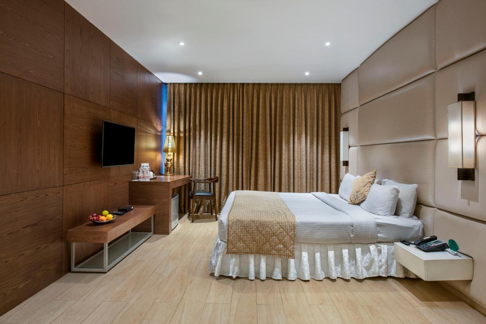 Hotel Satkar Grande Thane Buitenkant foto