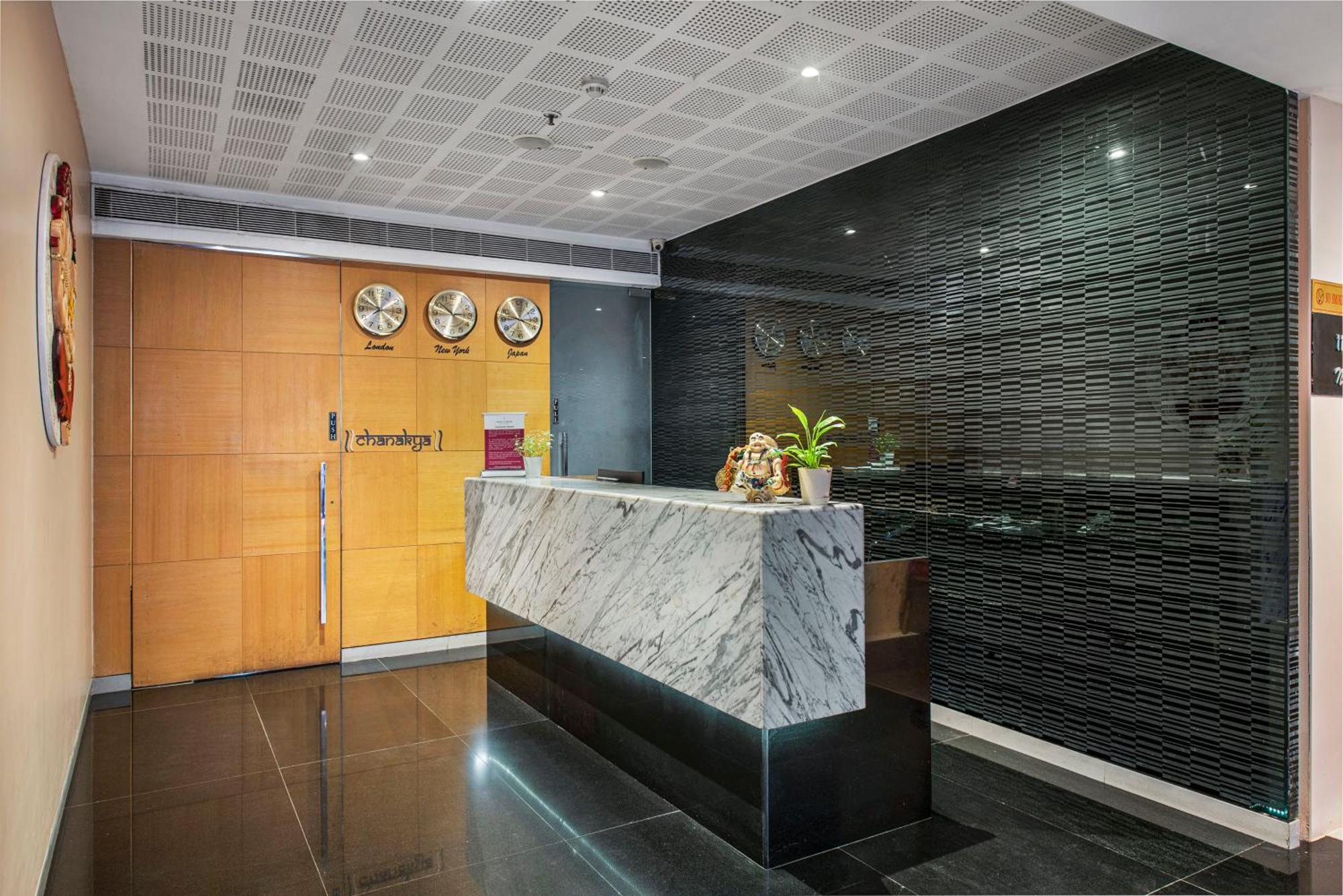 Hotel Satkar Grande Thane Buitenkant foto