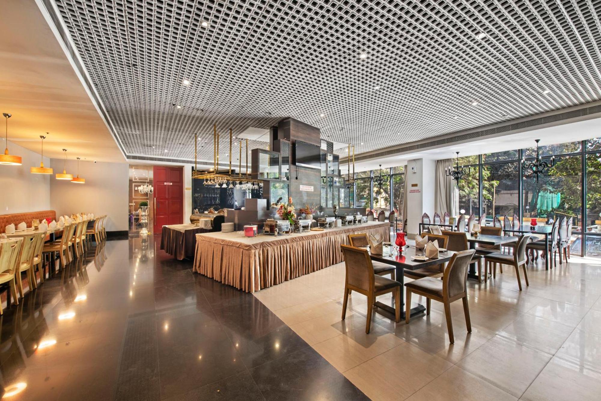 Hotel Satkar Grande Thane Buitenkant foto